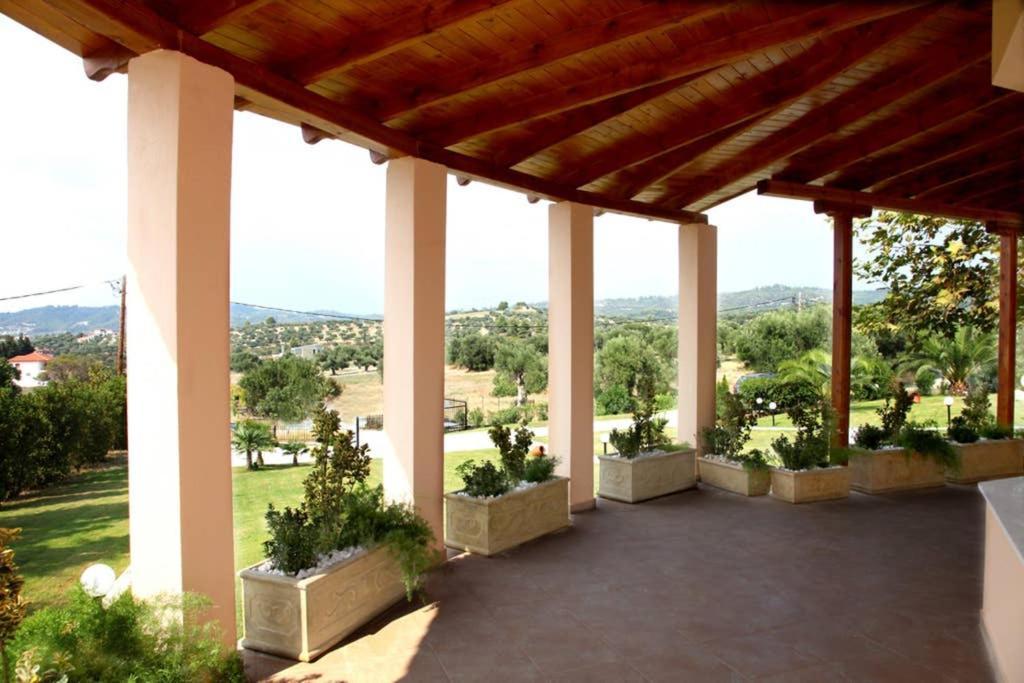 Wonderful Villa With Great View In Posidi-Kalandra Exterior foto